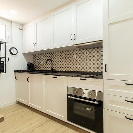 Appartement Adeva Centrico 3 *